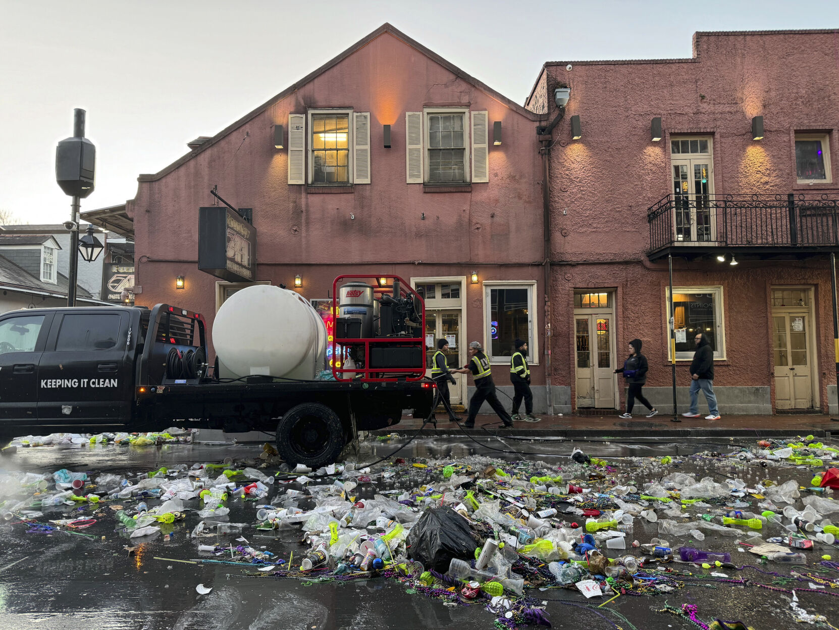 New Orleans French Quarter Waste